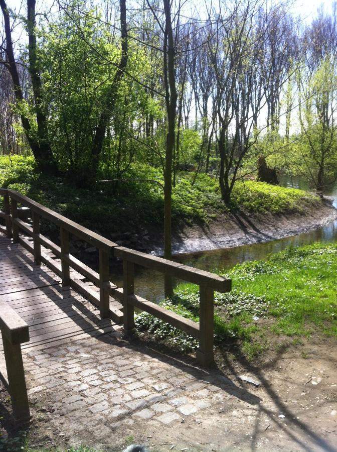Homeflair Niederkassel Esterno foto